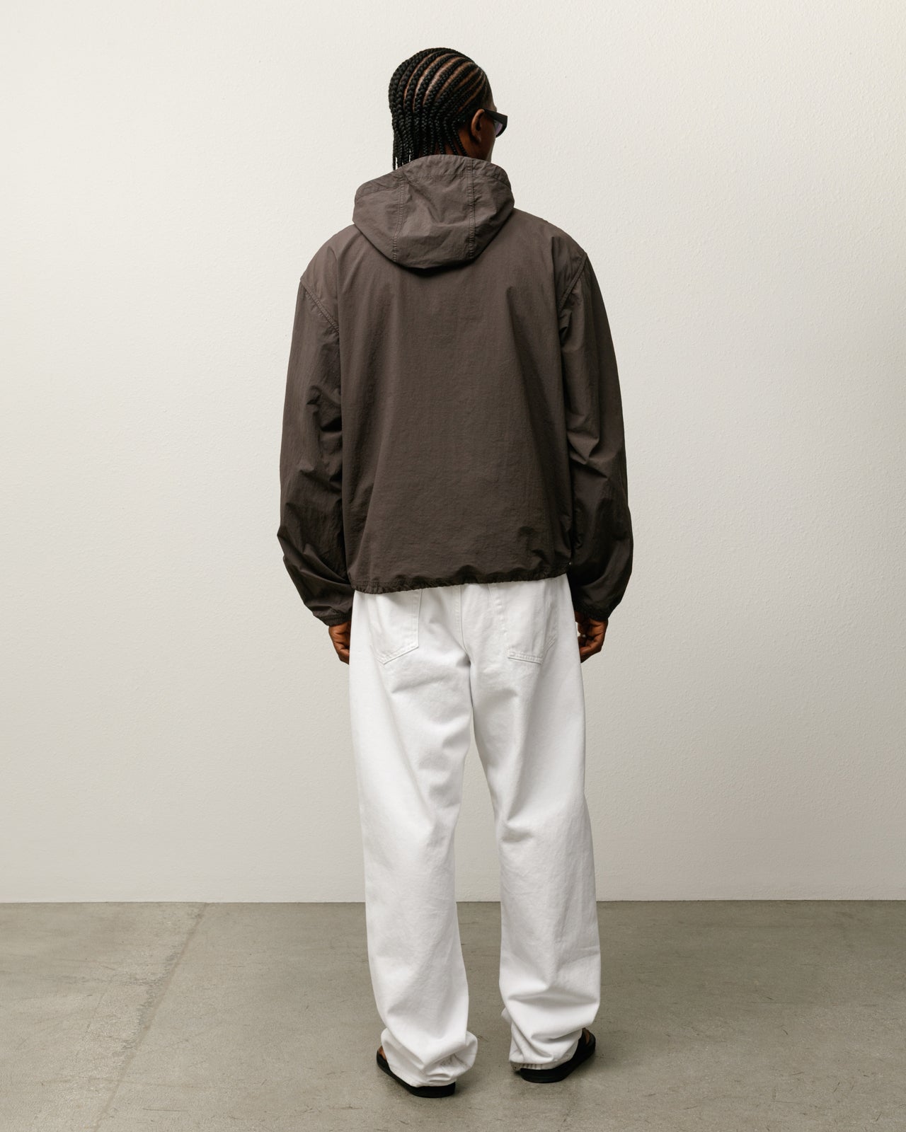 LIGHTWEIGHT HOODED JACKET